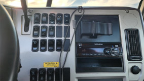 2017 MACK PINNACLE CXU613 26-83655