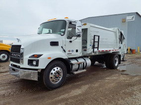 2026 MACK MD7 TS078647