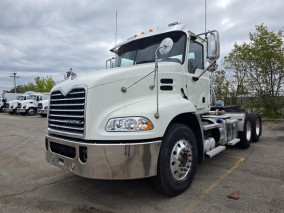 2013 MACK PINNACLE CXU613 26-26670
