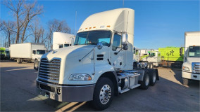 2018 MACK PINNACLE CXU613 23-88639