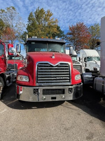 2017 MACK PINNACLE CXU613 24-83653